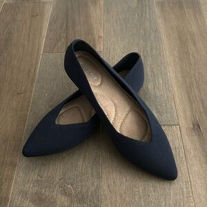 Old Navy Women’s Pointed Toe Flats